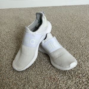 Men’s Adidas white slip on sneaker size 9.5